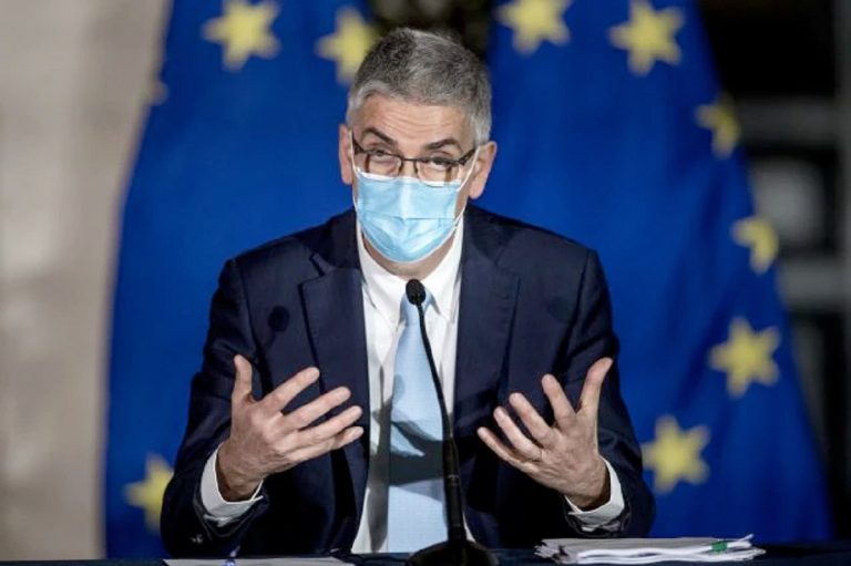 Il professor Silvio Brusaferro