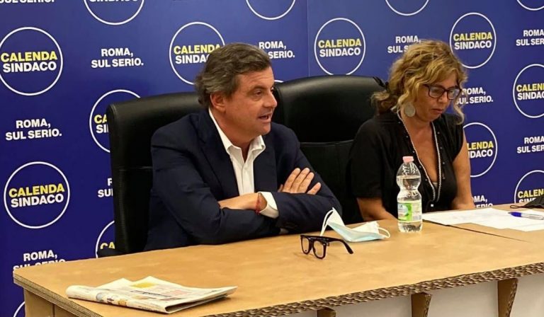 Calenda sostiene Gualtieri