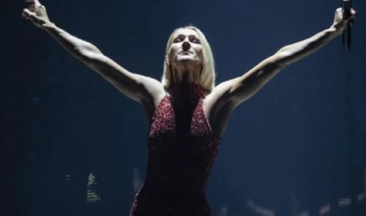 Celine Dion: forti spasmi muscolari