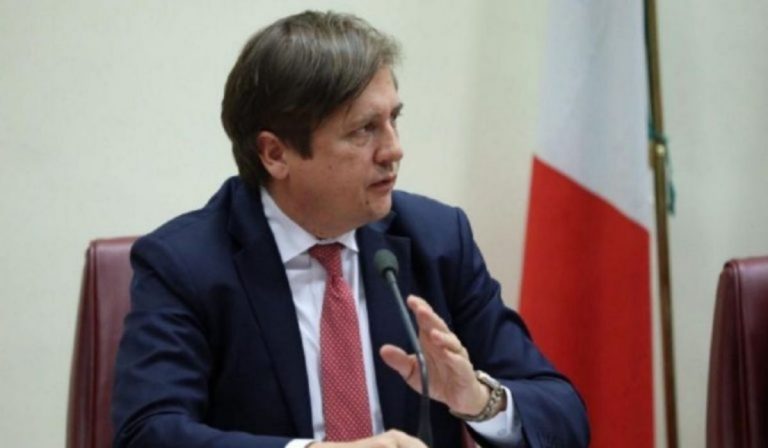 Covid Sileri regole mascherine
