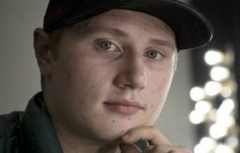 Einar