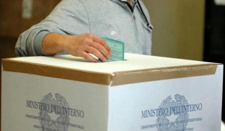 Elezioni voto isolamento fiduciario
