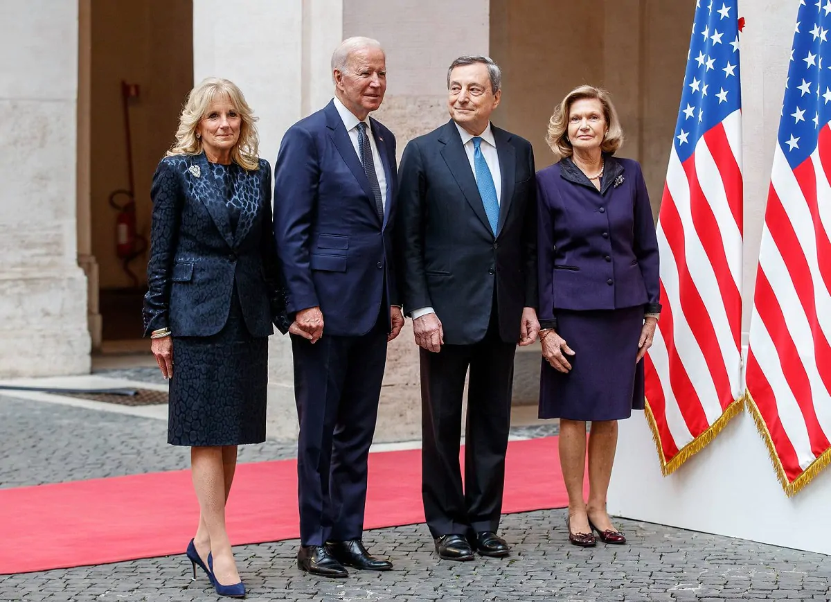 L'altro G20. Serenella Draghi con mogli e mariti al Colosseo e Villa Pamphilij