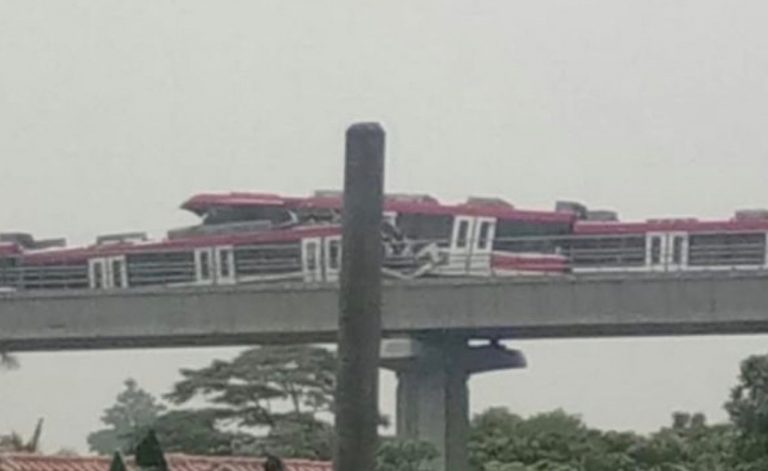 Incidente treni Indonesia