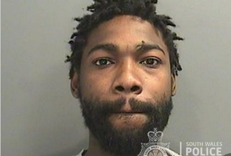 L'imputato, Prince Irving, nella foto segnaletica della SW Police