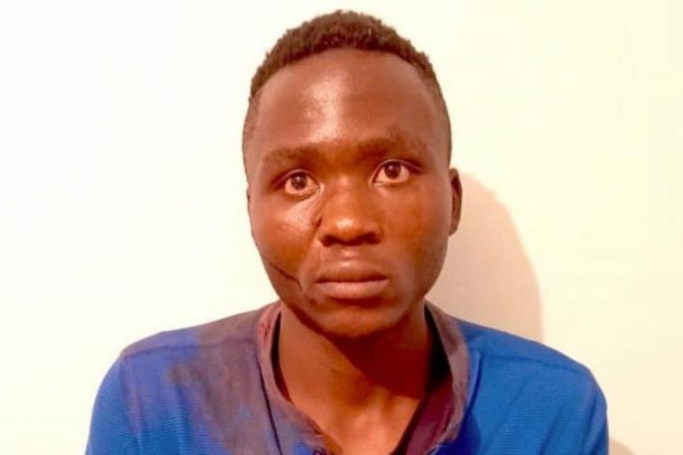 Kenya killer vampiro evade