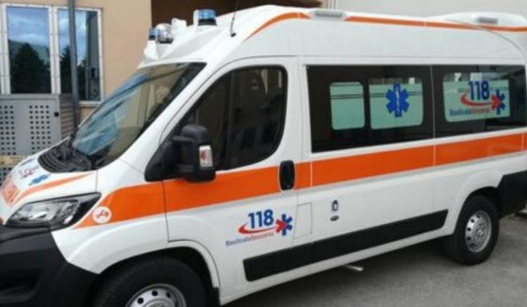 Operaio travolto carro ferroviario