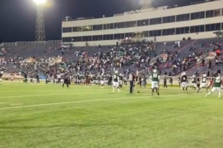 Sparatoria a Mobile (Alabama) durante partita di football
