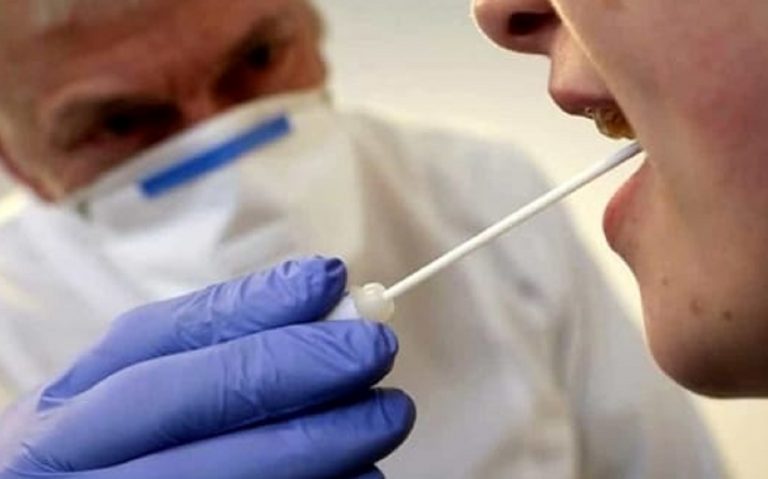 Federfarma sul tampone gratis con il vaccino
