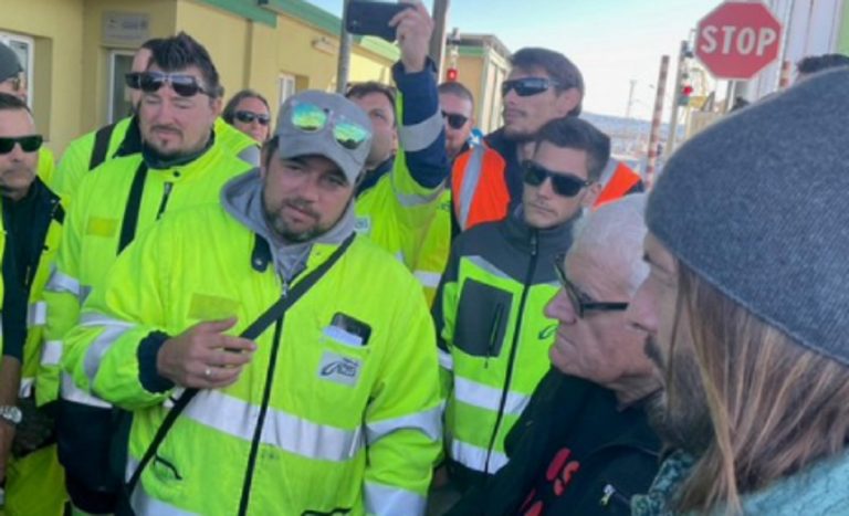 No green pass a Trieste: l'incontro con Patuanelli