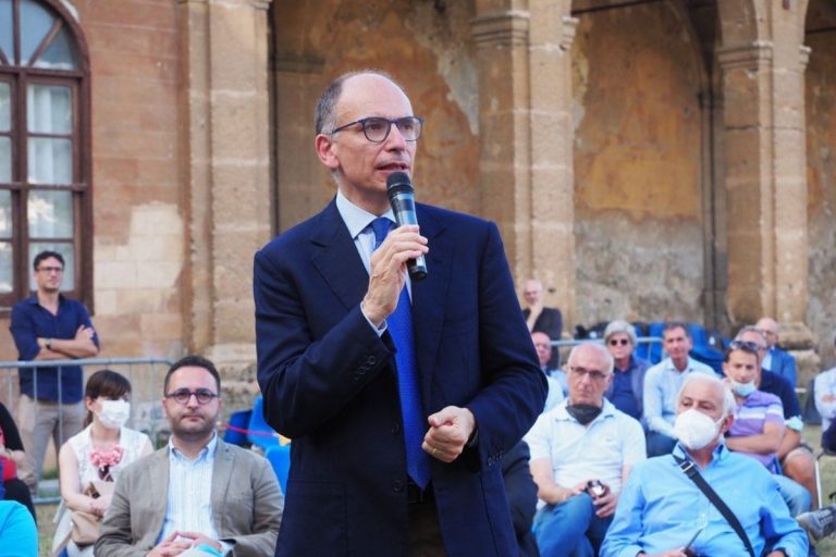 Voto anticipato Letta