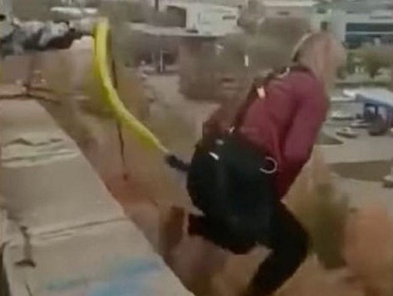 Bungee Jumping dal tetto dell’hotel, ma la corda è slegata: mamma di 33 anni muore dinanzi ai 3 figl