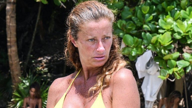 Valentina Persia delusa dagli ex naufraghi