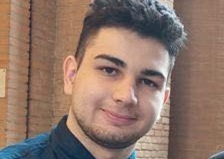 Alex Pompa con il suo legale