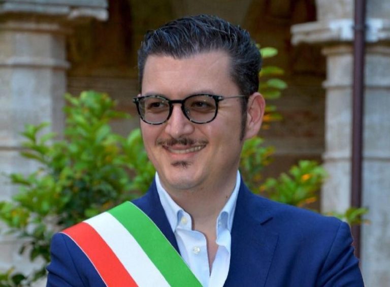 Il sindaco "legislatore" Alfredo Longo