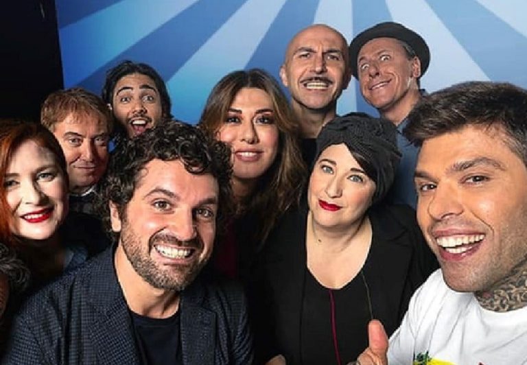 Parte del cast di Lol, chi ride è fuori edizione 2022