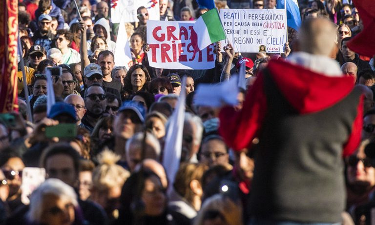 corteo trieste