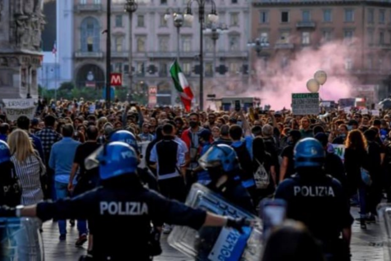 manifestazione contro green pass