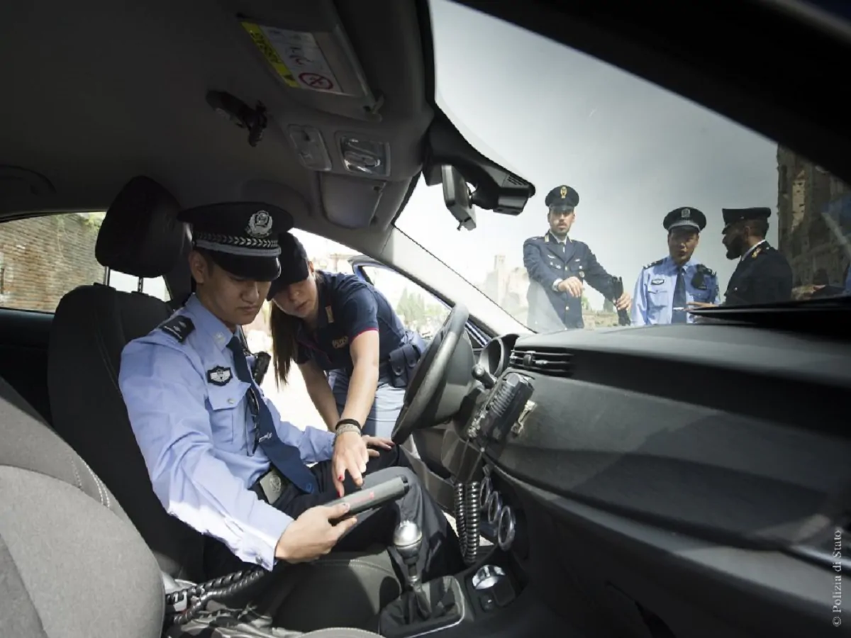 Polizia cinese