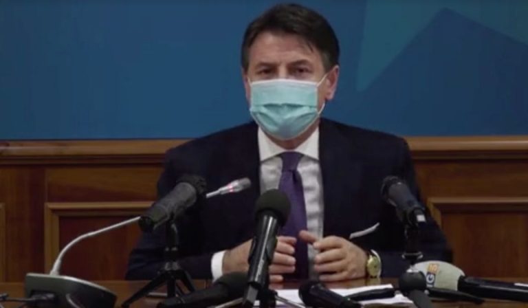 Giuseppe Conte conferenza stampa