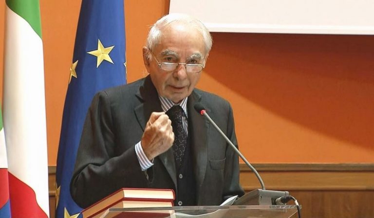 M5S Giuliano Amato