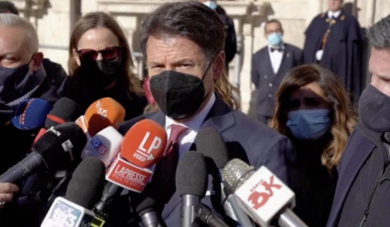 Manovra incontro Conte Draghi