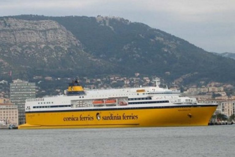 La Mega Express Five della Corsica Ferries