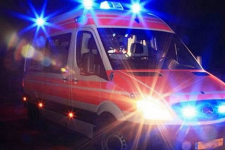 auto in fiamme