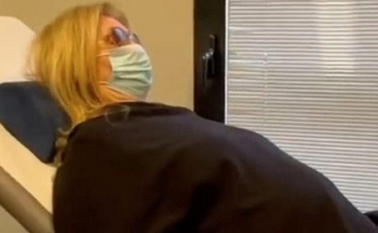 “Fa molto male”. E Iva Zanicchi finisce in ospedale