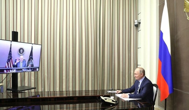 vertice USA Russia