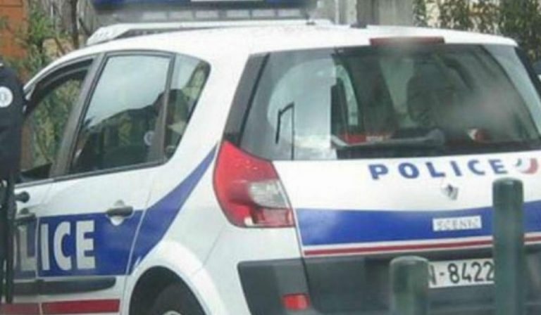 Bambino morto valigia