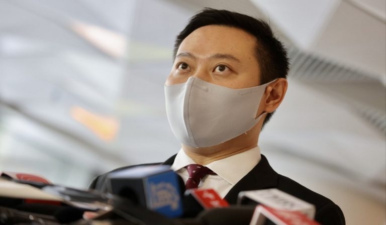 Party gate, si dimette ministro dell'Interno a Hong Kong