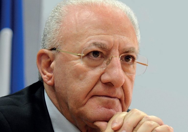 Il governatore della Campania Vincenzo De Luca