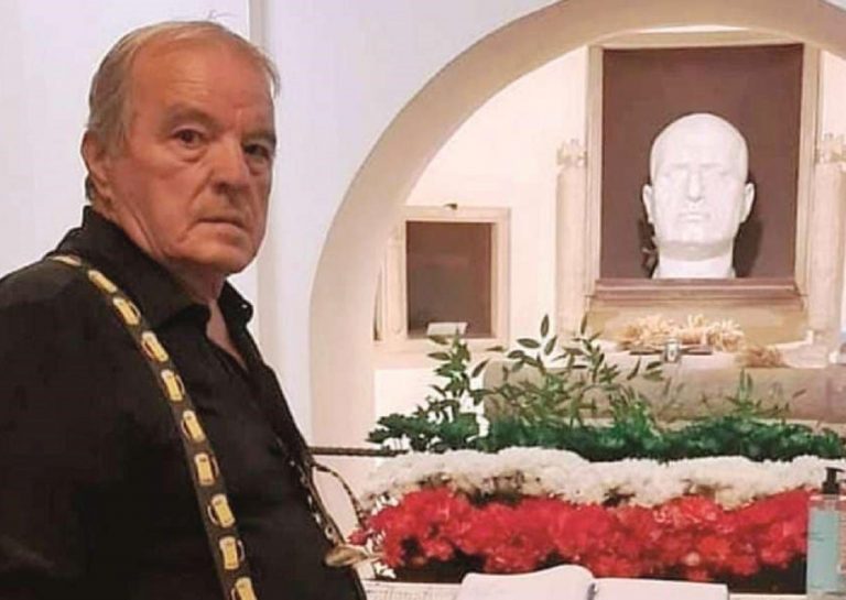 Pier Luigi Donini e la foto che sta suscitando polemiche