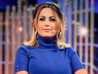Sonia Bruganelli "diserterà" anche la prima puntata del Gf Vip del 2022