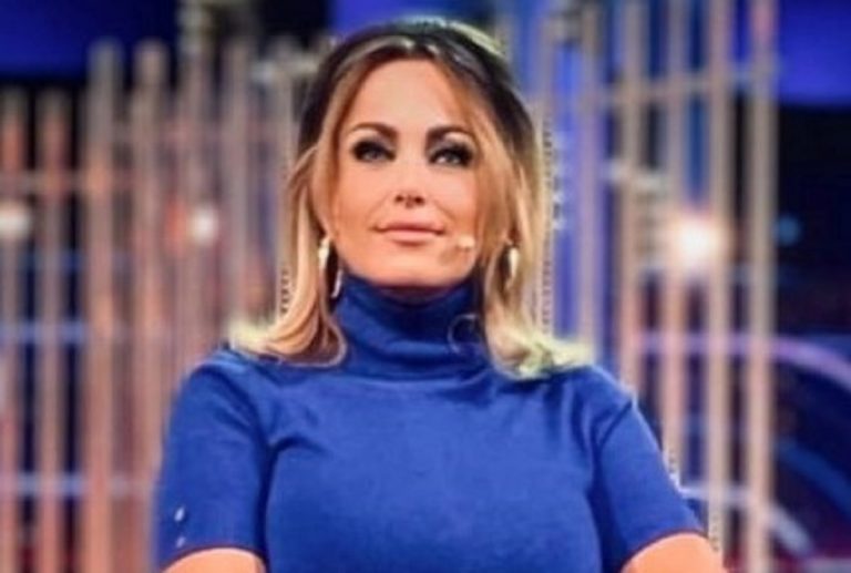 Sonia Bruganelli "diserterà" anche la prima puntata del Gf Vip del 2022