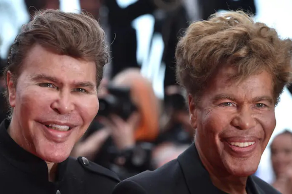 Bogdanoff is calling сколько приносит. Bogdanoff. Igor and Grichka Bogdanoff.