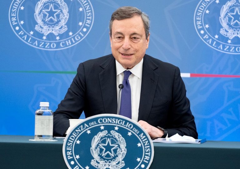 Il presidente del Consiglio dei Ministri Draghi