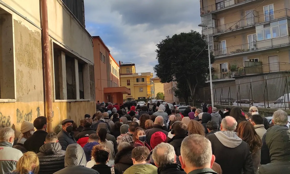 La spaventosa calca del 28 dicembre a Montesarchio per i vaccini