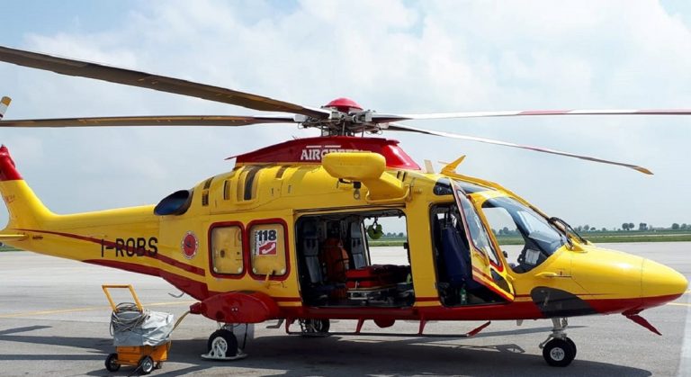 Per recuperare la salma del pilota morto è servito l'elisoccorso