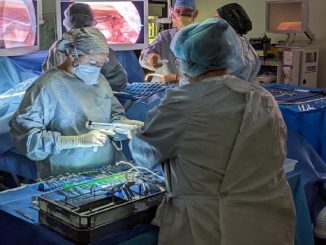 Pinza nell'intestino del paziente, due medici e un infermiere condannati a Bari