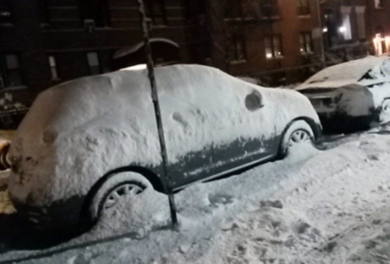 Usa, storica tempesta di neve: disagi e voli cancellati