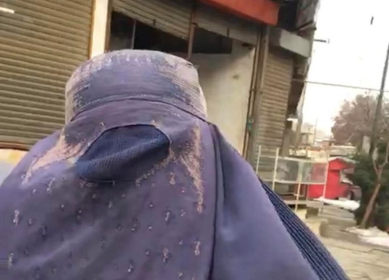 Bagni pubblici vietati alle donne afghane di Balkh