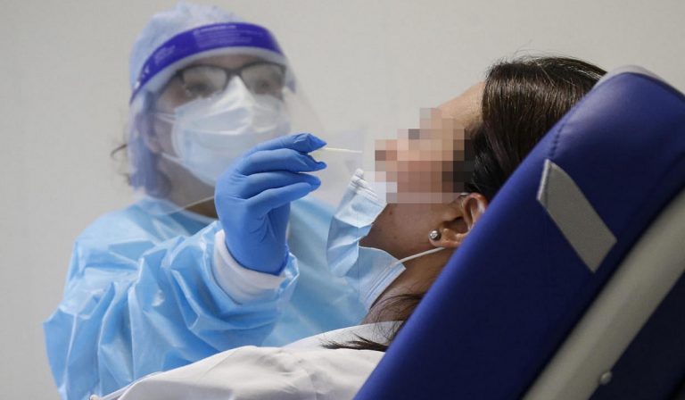 Omicron, nuova variante in Belgio: sfugge al sistema immunitario