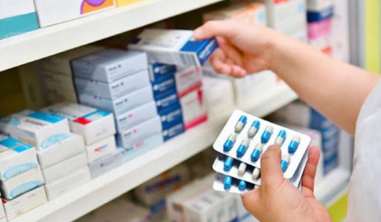 covid Aifa antibiotico