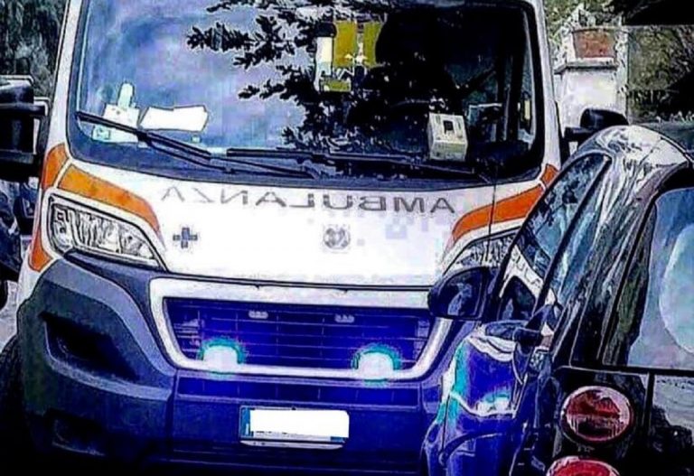 Malore fatale e soccorsi inutili in centro a Roma