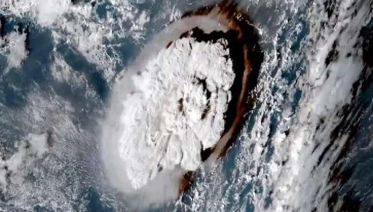 eruzione tonga