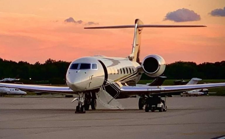 Un jet Gulfstream 550