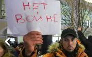 Manifestazioni contro la guerra a San Pietroburgo