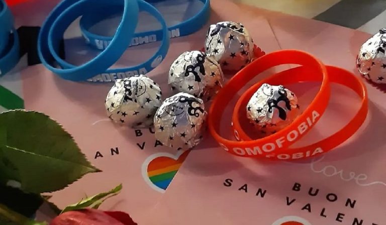 Aggredita a San Valentino, volontaria presa a sputi